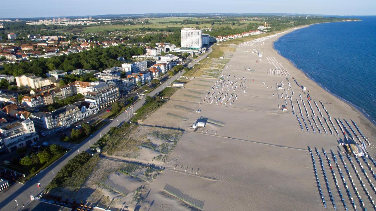 Haus Der Kurzen Wege Apartment Росток Екстериор снимка